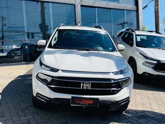 FIAT TORO 2.0 16V TURBO DIESEL FREEDOM 4WD AT9 FIAT TORO 2.0 16V TURBO DIESEL FREEDOM 4WD AT9